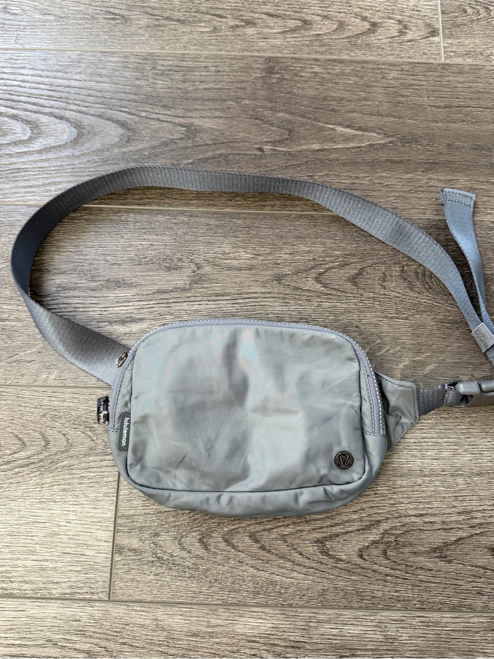 lululemon athletica Everywhere Belt Bag Large 2L - Asphalt Grey